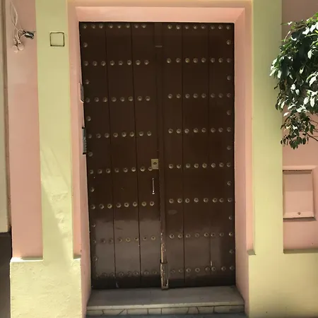 Rentalsevilla Fernan Caballero *
